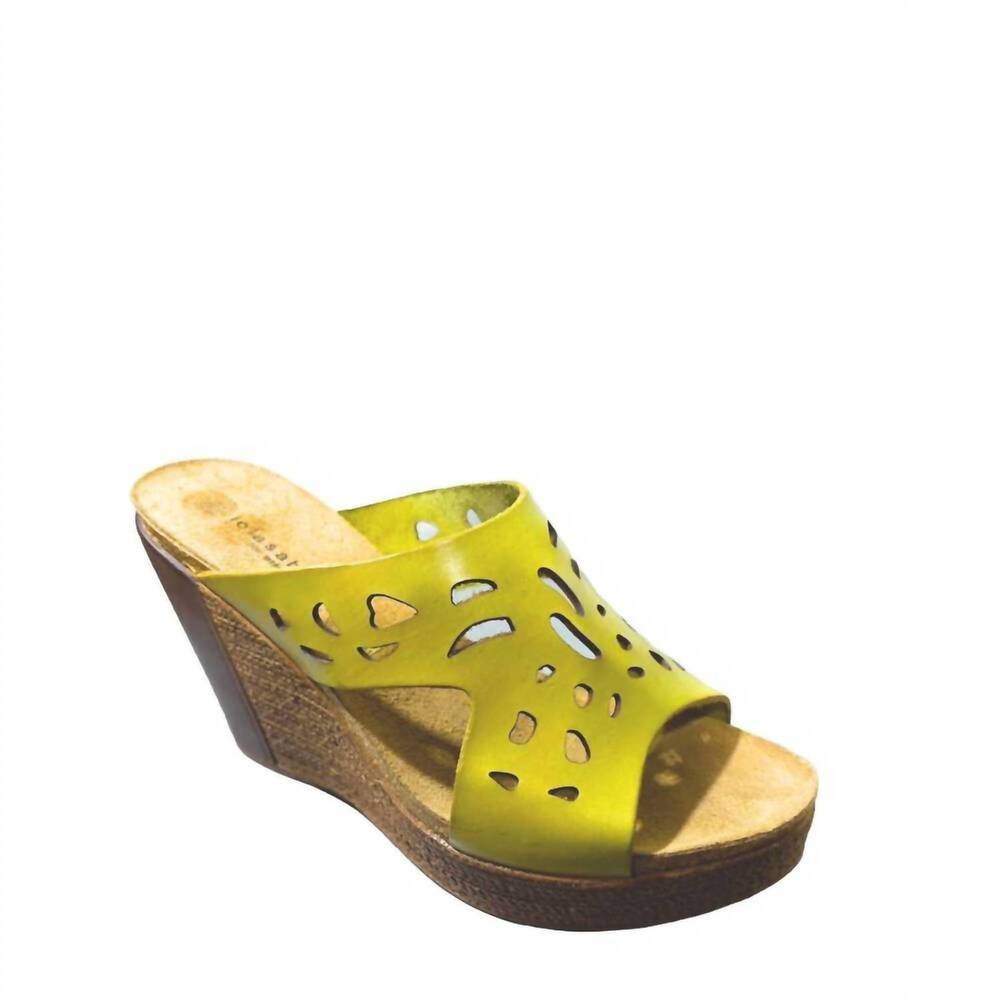 NEW ERIC MICHAEL women's eden wedge sandals in pistachio